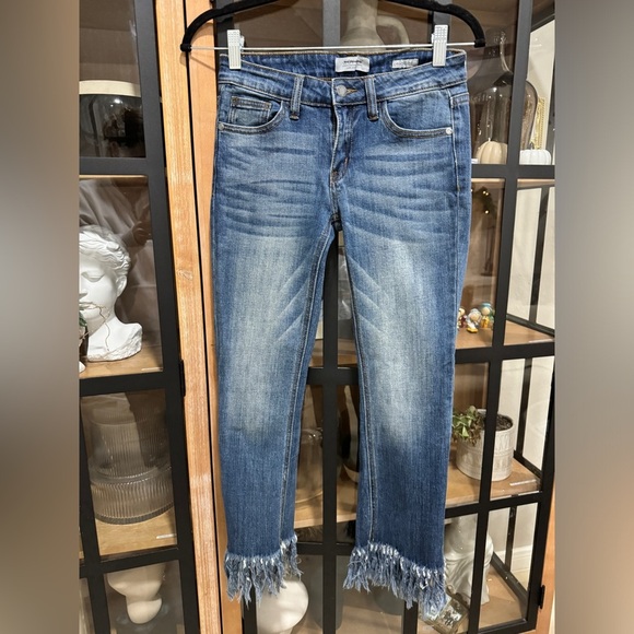 Judy Blue Cropped Frayed Jeans Hem Relaxed I'm So Frayed Mid-Rise Straight denim - Picture 2 of 12